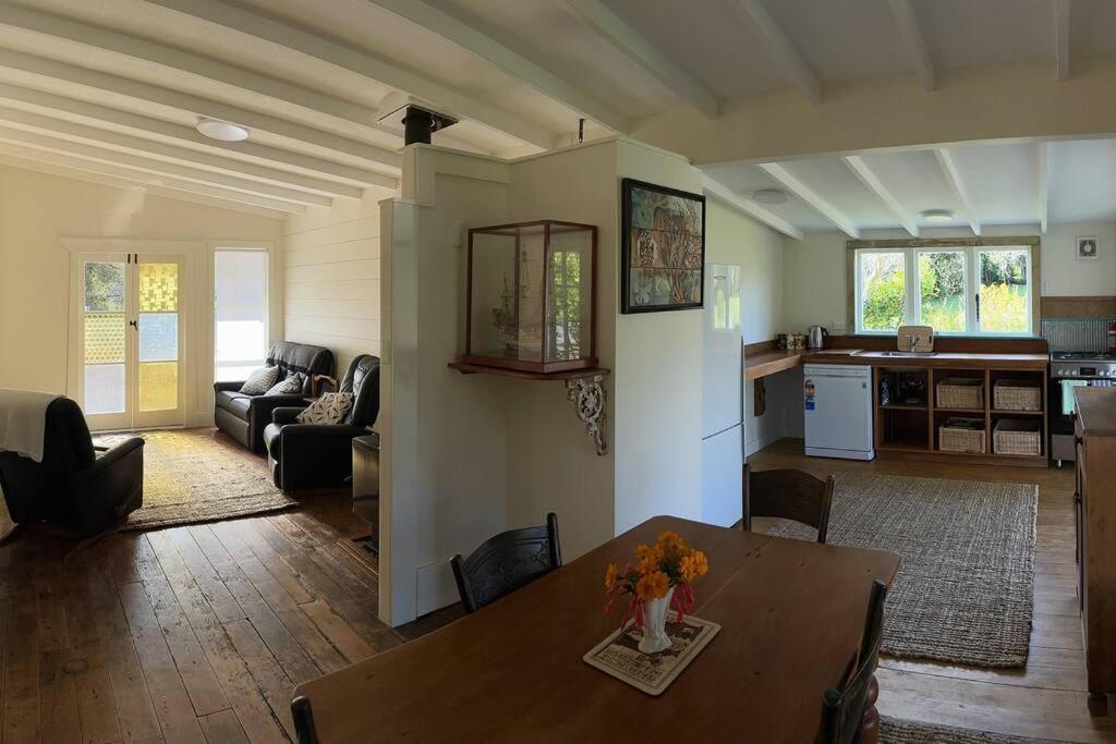 Heart Of Gold Cottage Coromandel 外观 照片